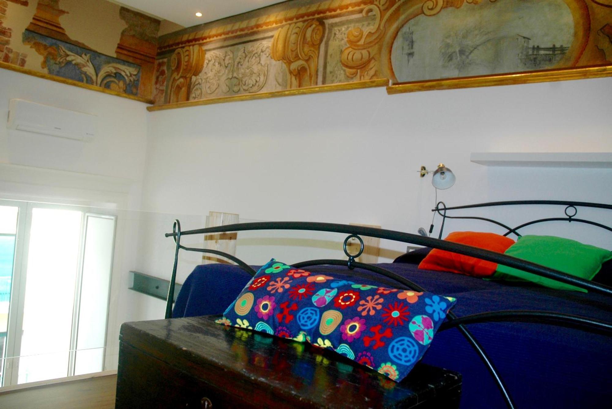 Casa Cesira Incentro Otel Napoli Dış mekan fotoğraf